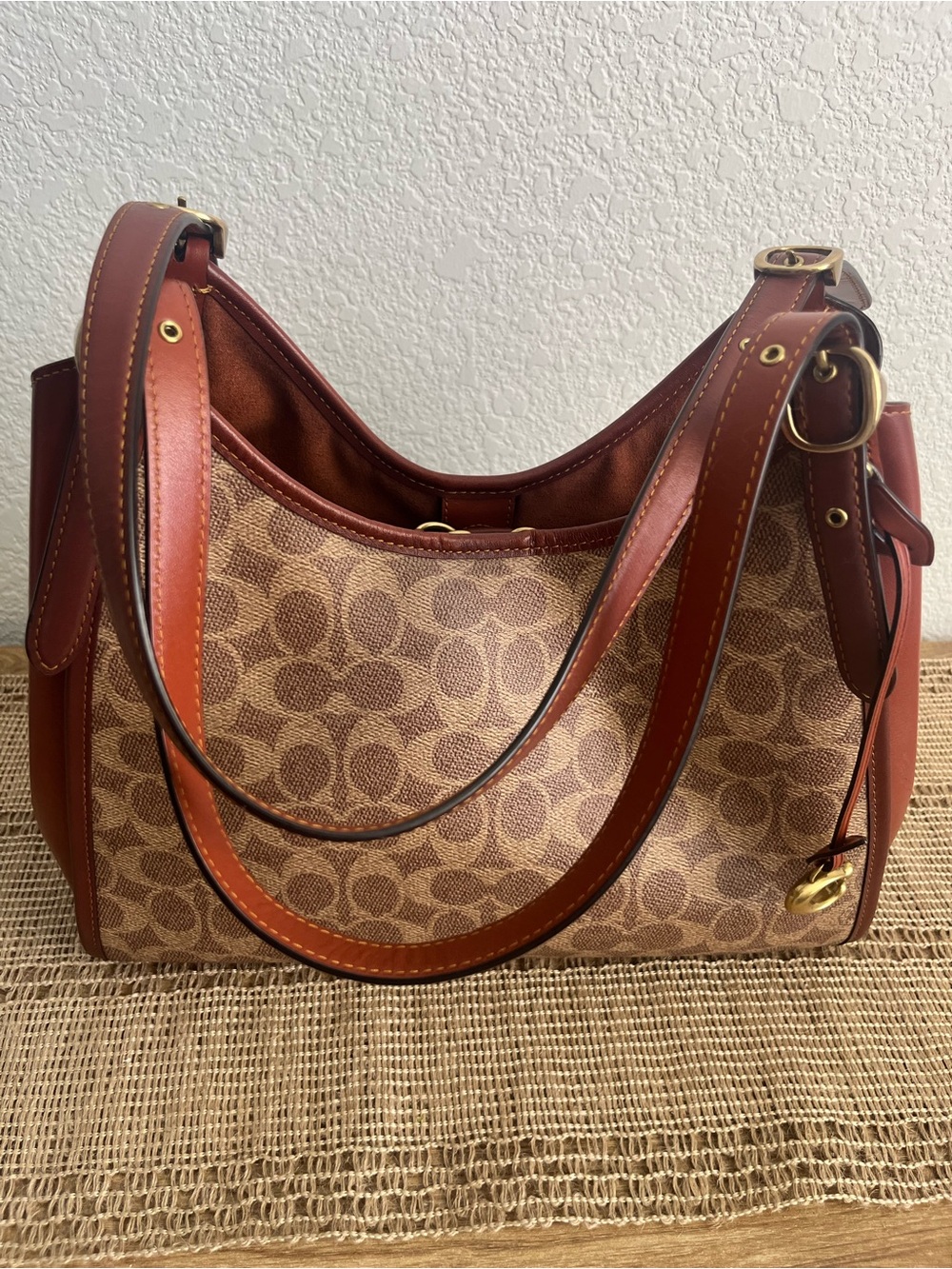 COACH Lori Shoulder Bag Signature Canvas C4825 Tan Rust New Without Tags - Picture 13 of 16